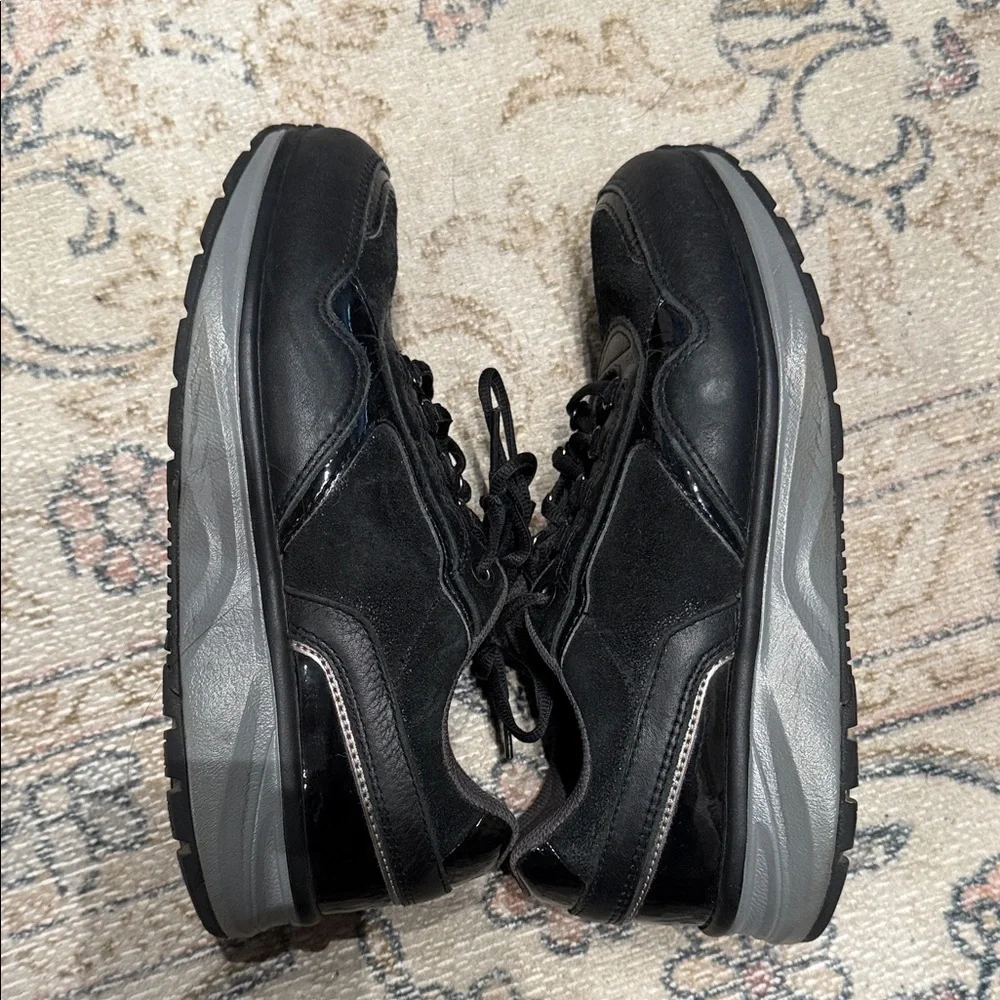 Joya Black Lace-Up Women's Sneakers 37 or 6.5  7 - Picture 5 of 9